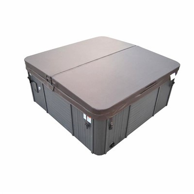 Капак за гореща вана